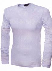 Светло-сиреневый свитер с орнаментом