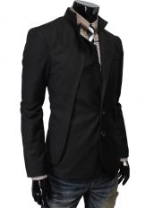 Черный пиджак с косым бортом