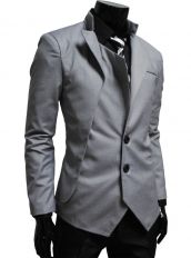 Светло-серый пиджак с косым бортом