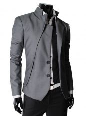 Серый пиджак с косым бортом