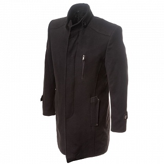 Черное пальто со стеганной подкладкой