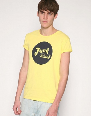 Желтая футболка от Junk De Luxe