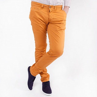 Оранжевые брюки